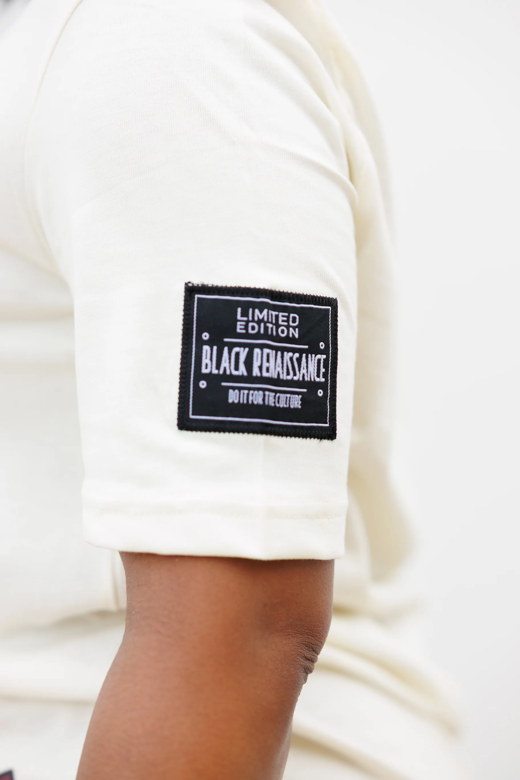 AAMU BIG Bulldog PREMIUM Tee in Cream - Image 4